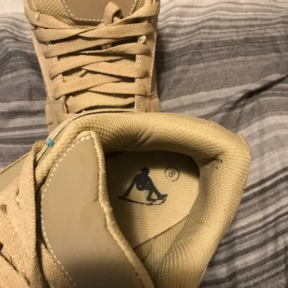 Rex | 8 - Picture 6 of 6